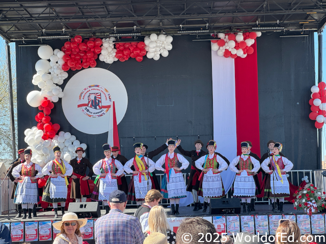 More dancers on stage.