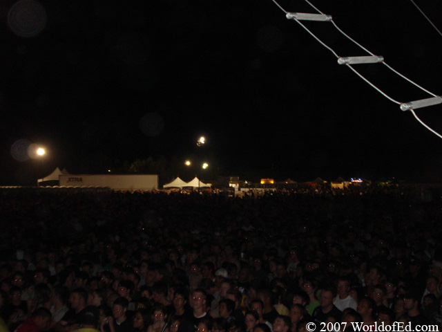 A view of the crowd from the side of the stage.