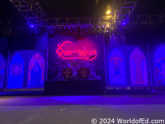 The stage is set.